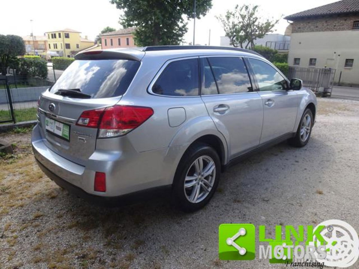 Subaru Outback 2.0D Trend Limited (9)