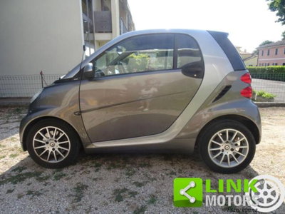 smart Fortwo 1000 52 kW MHD coupé passion (6)