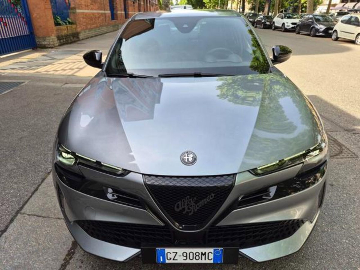 Alfa Romeo Junior 1.2 ibrida 145cv edct6
