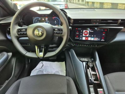 Alfa Romeo Junior 1.2 ibrida 145cv edct6 (13)