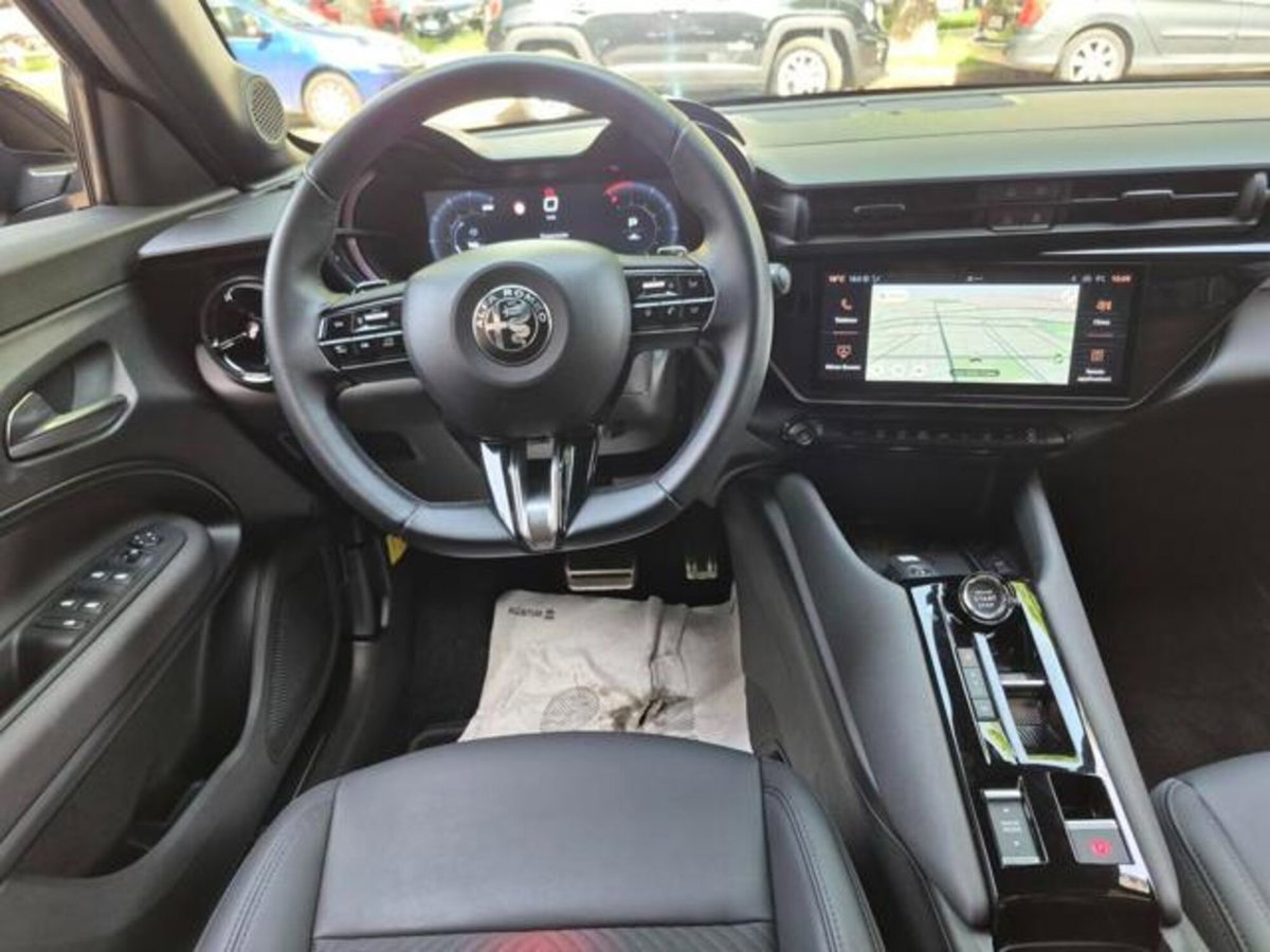 Alfa Romeo Junior elettrica Speciale 156cv (15)
