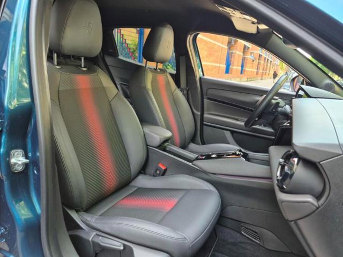 Alfa Romeo Junior elettrica Speciale 156cv (19)
