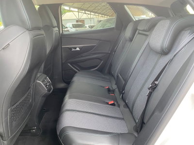 Peugeot 3008 BlueHDi 130 S&S EAT8 Allure Pack (18)