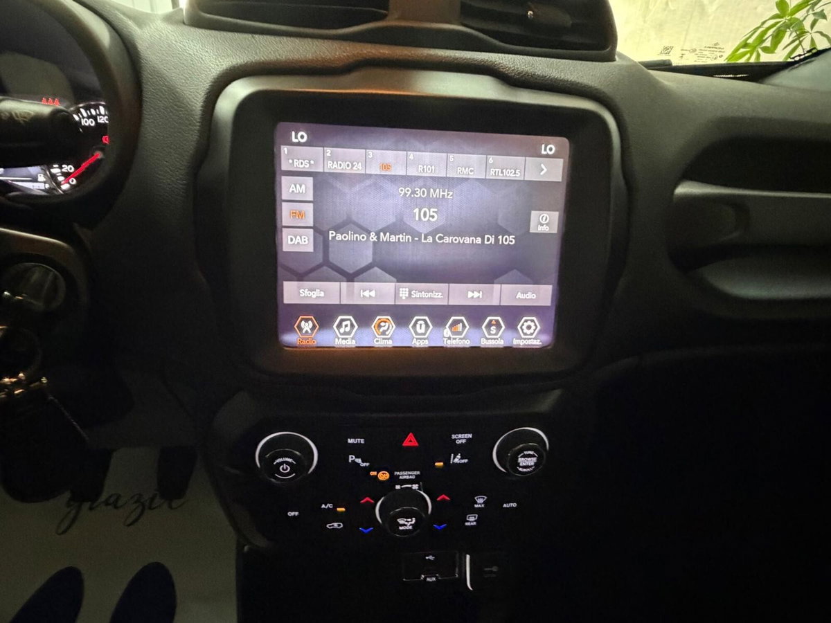 Jeep Renegade 1.6 Mjt 130 CV Limited (11)