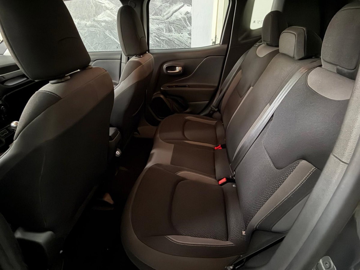 Jeep Renegade 1.6 Mjt 130 CV Limited (8)