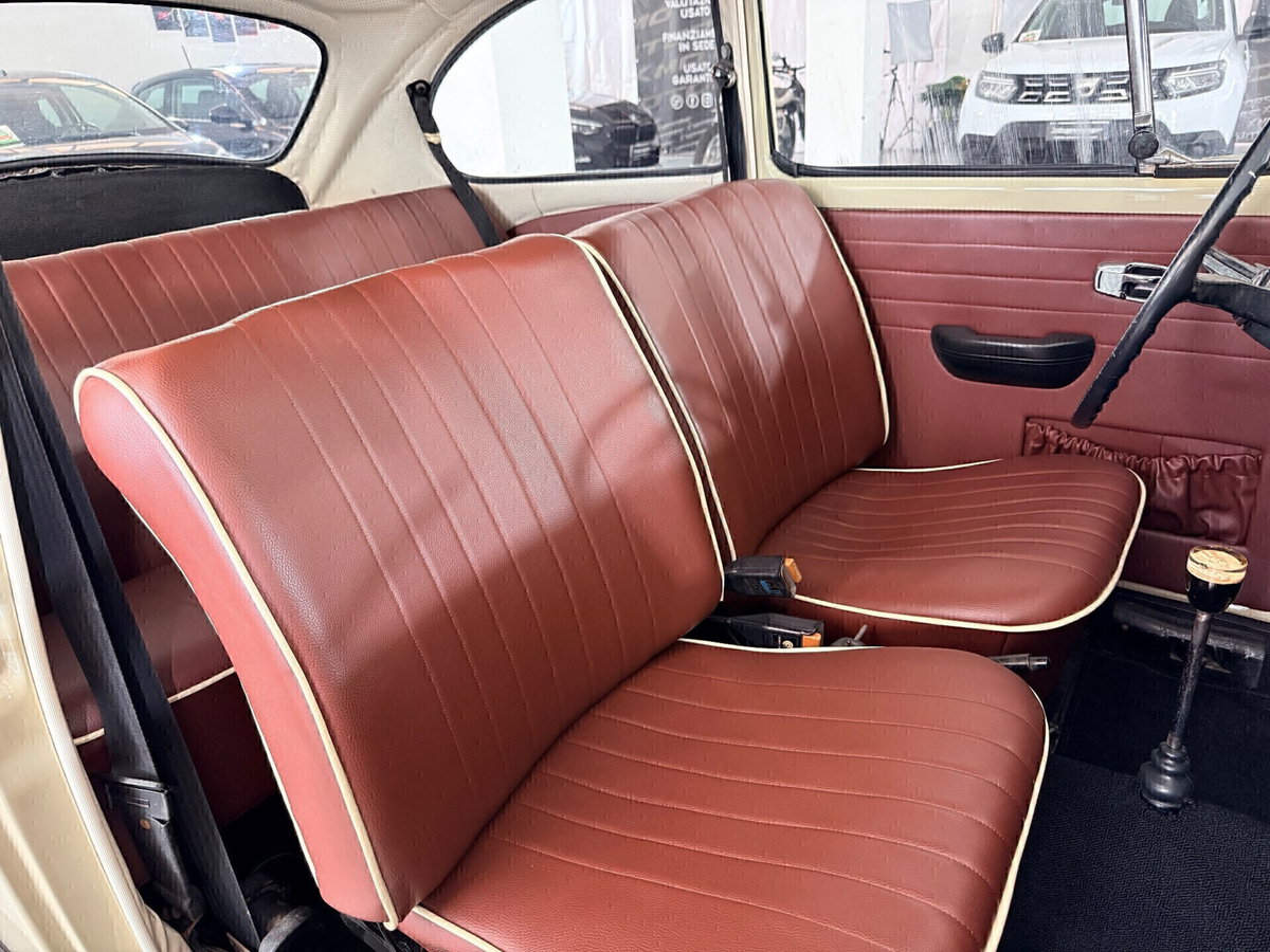 Volkswagen Maggiolino 1200 L (Messico) (14)