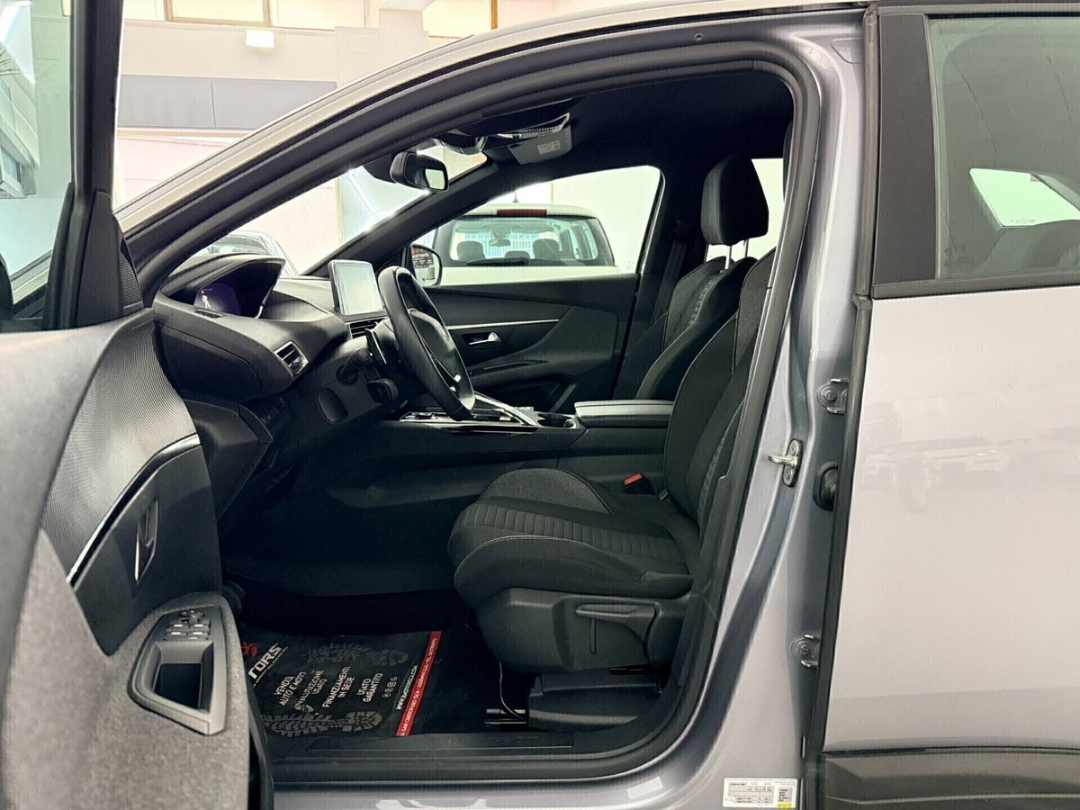 Peugeot 3008 BlueHDi 130 S&S EAT8 Active Pack (12)