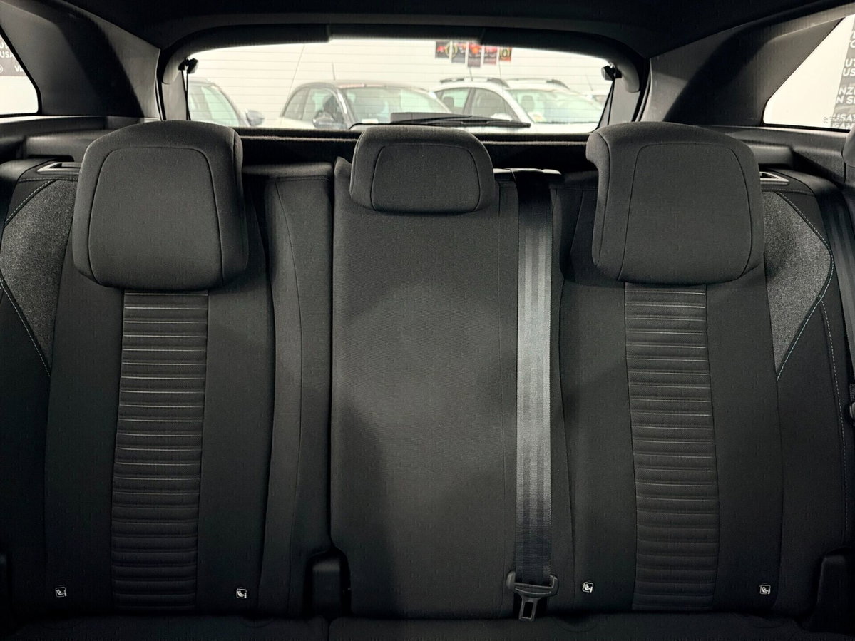 Peugeot 3008 BlueHDi 130 S&S EAT8 Active Pack (15)