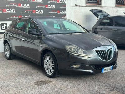 Lancia Delta 1.6 MJT DPF Oro (2)