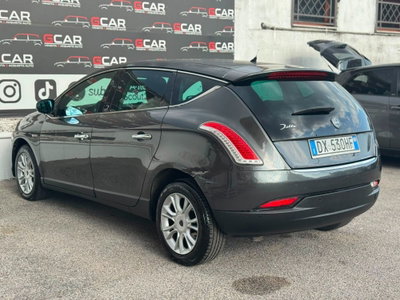 Lancia Delta 1.6 MJT DPF Oro (5)