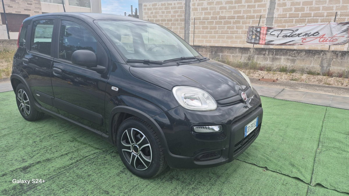 Fiat Panda 1.0 FireFly S&S Hybrid City Cross (2)