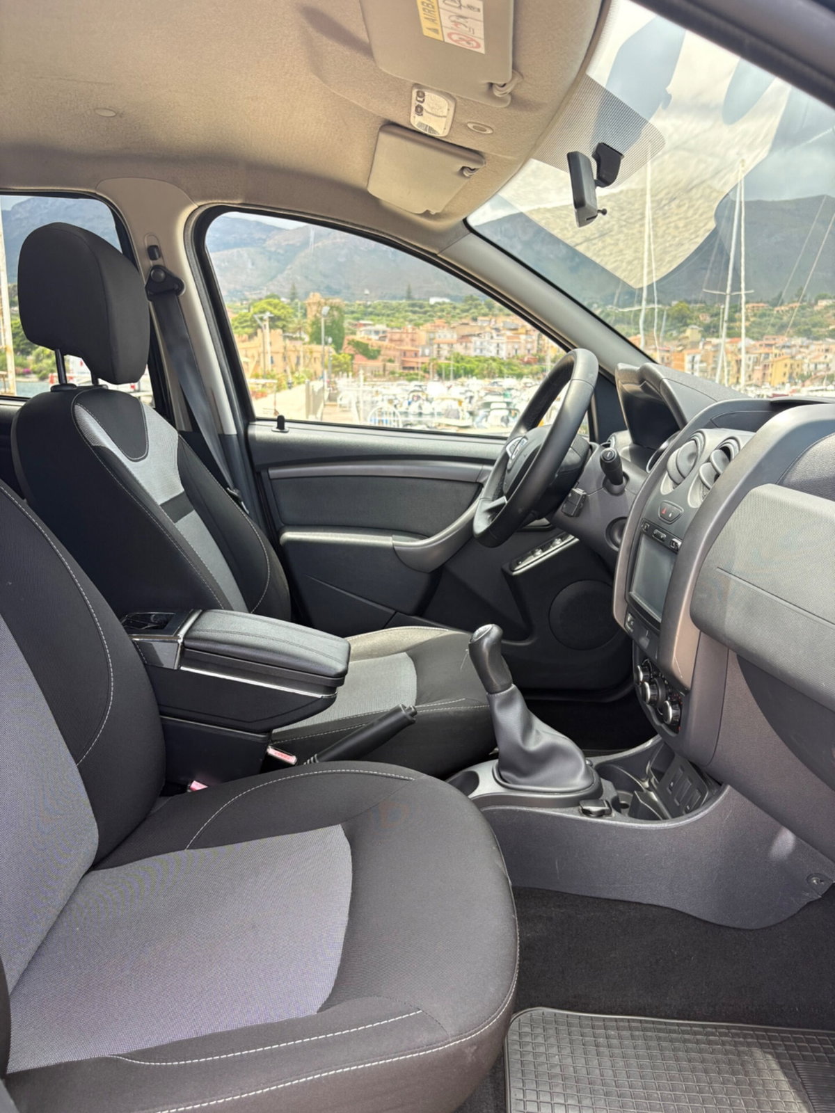 Dacia Duster 1.6 115CV Start&Stop 4x2 GPL Ambiance (19)