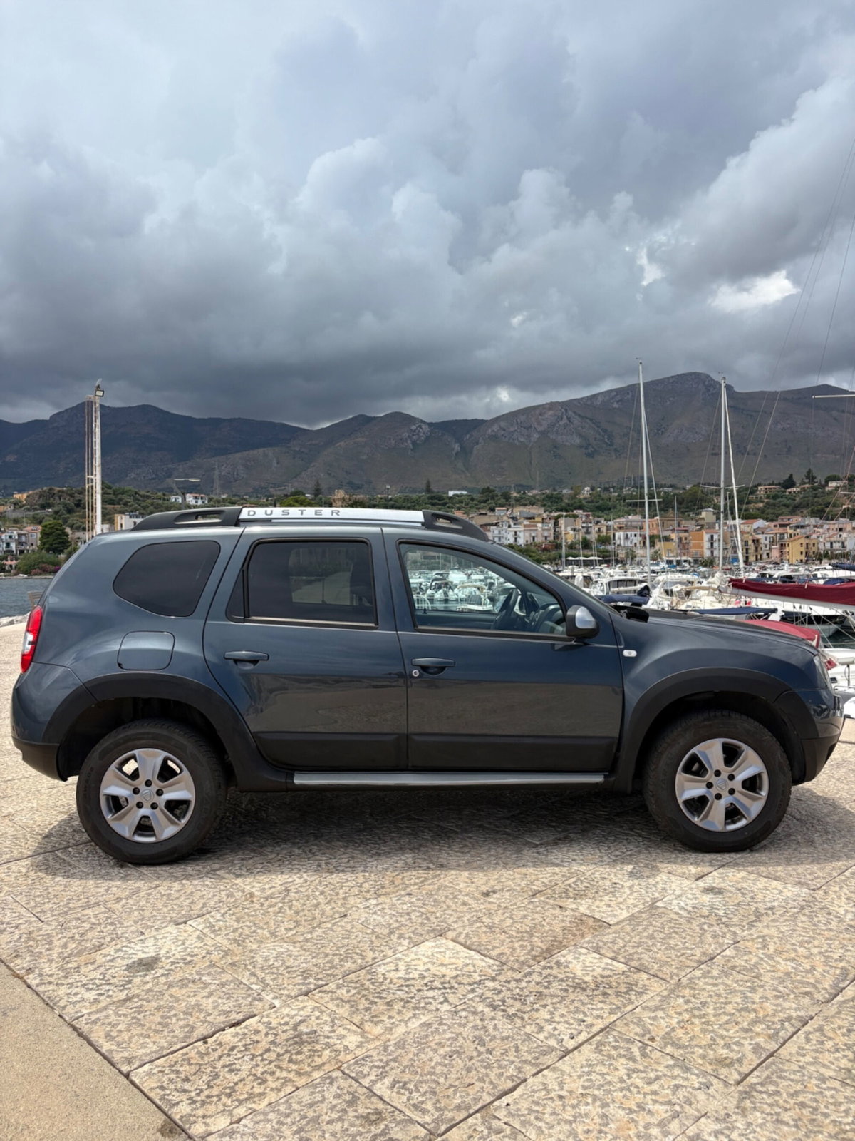 Dacia Duster 1.6 115CV Start&Stop 4x2 GPL Ambiance (8)