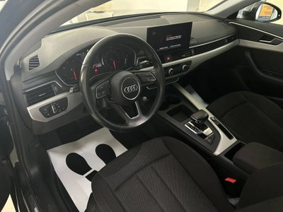 Audi A4 Avant 35 TDI/163 CV S tronic S line edition (9)