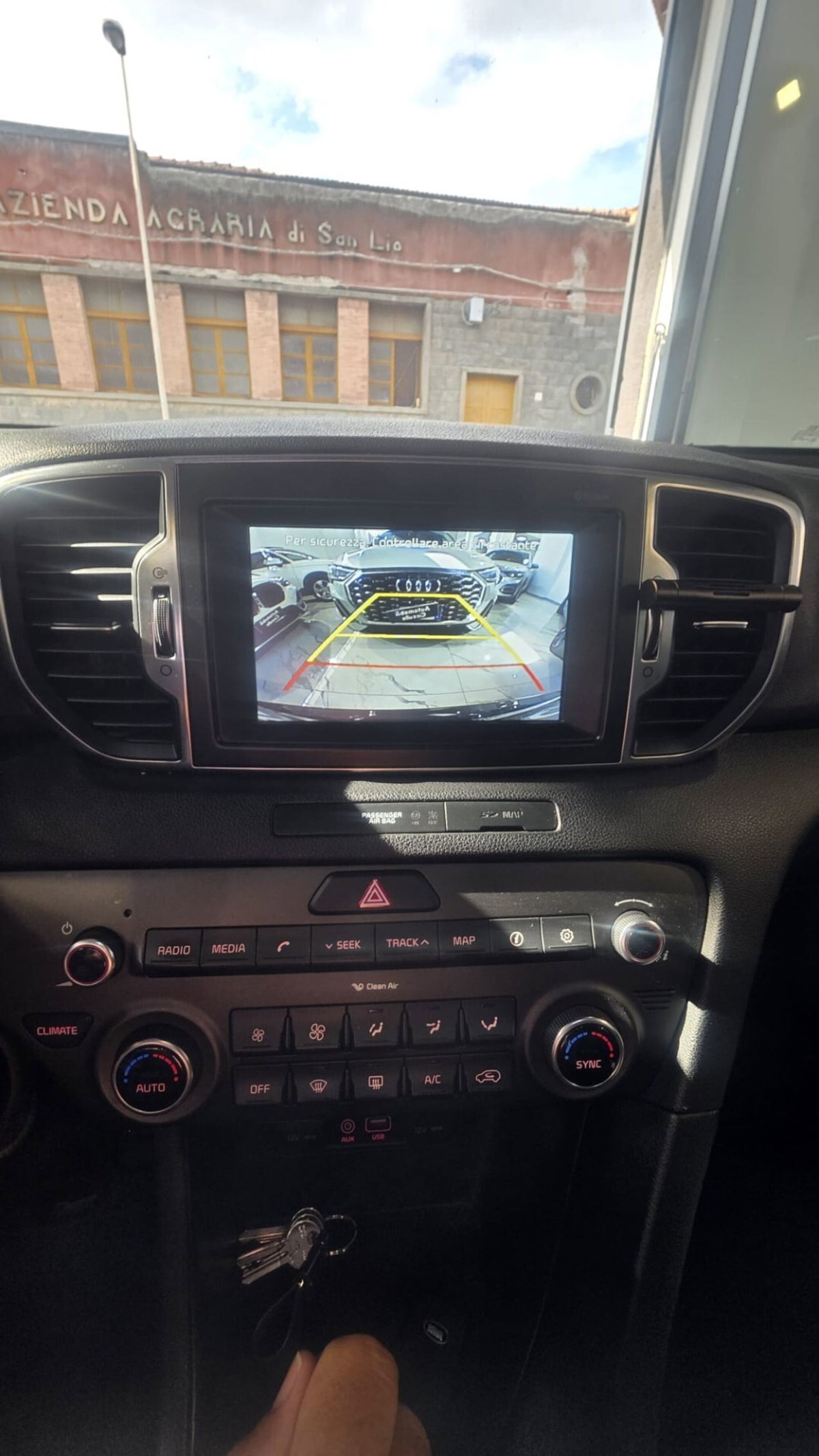 Kia Sportage 1.7 CRDI VGT 2WD Class (20)