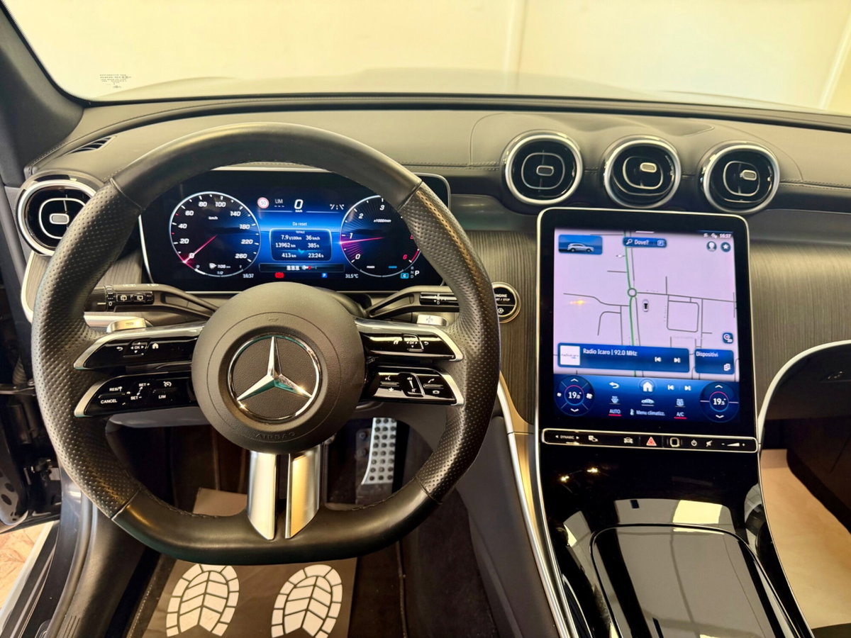 Mercedes-Benz GLC 220 d 4Matic Mild Hybrid AMG Premium Plus (14)