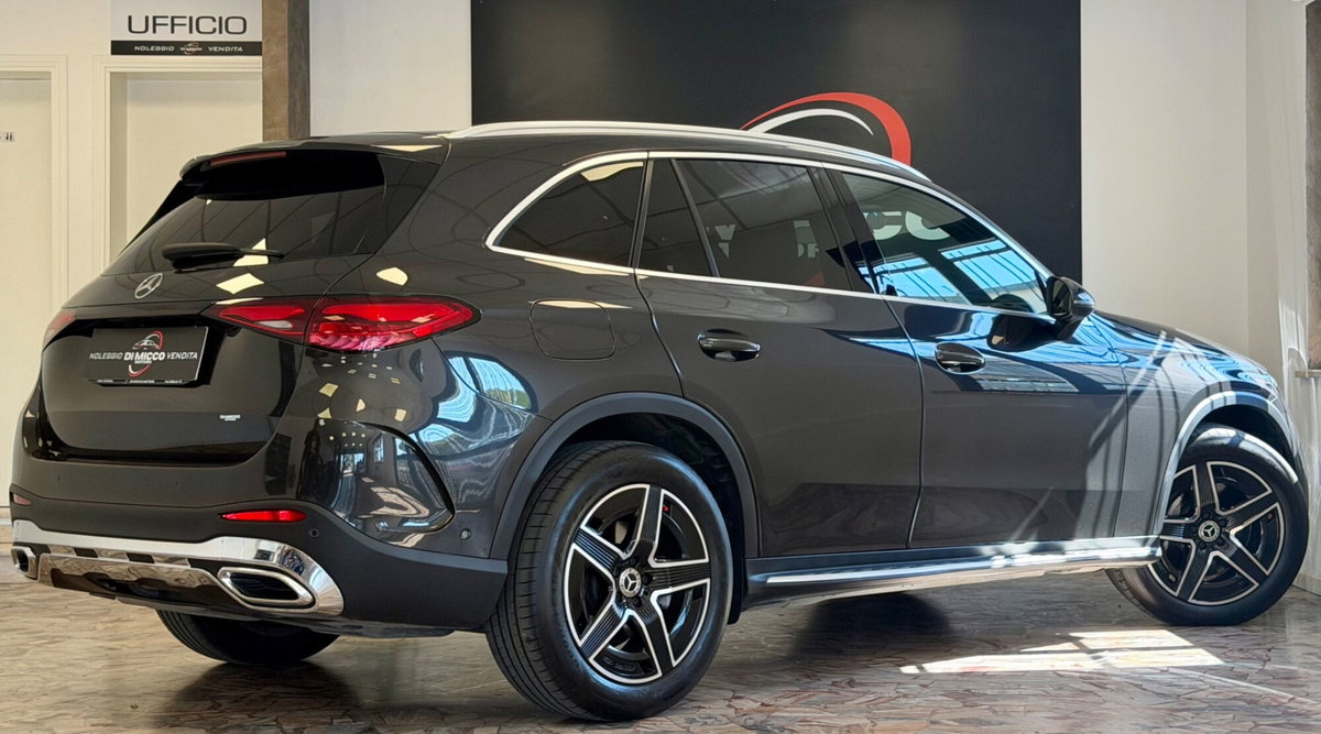 Mercedes-Benz GLC 220 d 4Matic Mild Hybrid AMG Premium Plus (5)