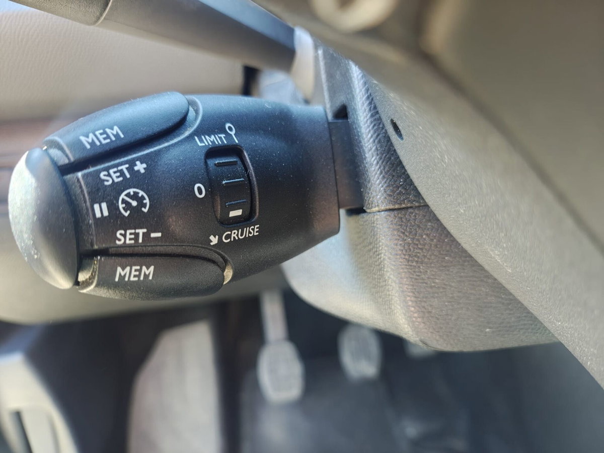 Peugeot 308 BlueHDi 130 S&S Allure (10)
