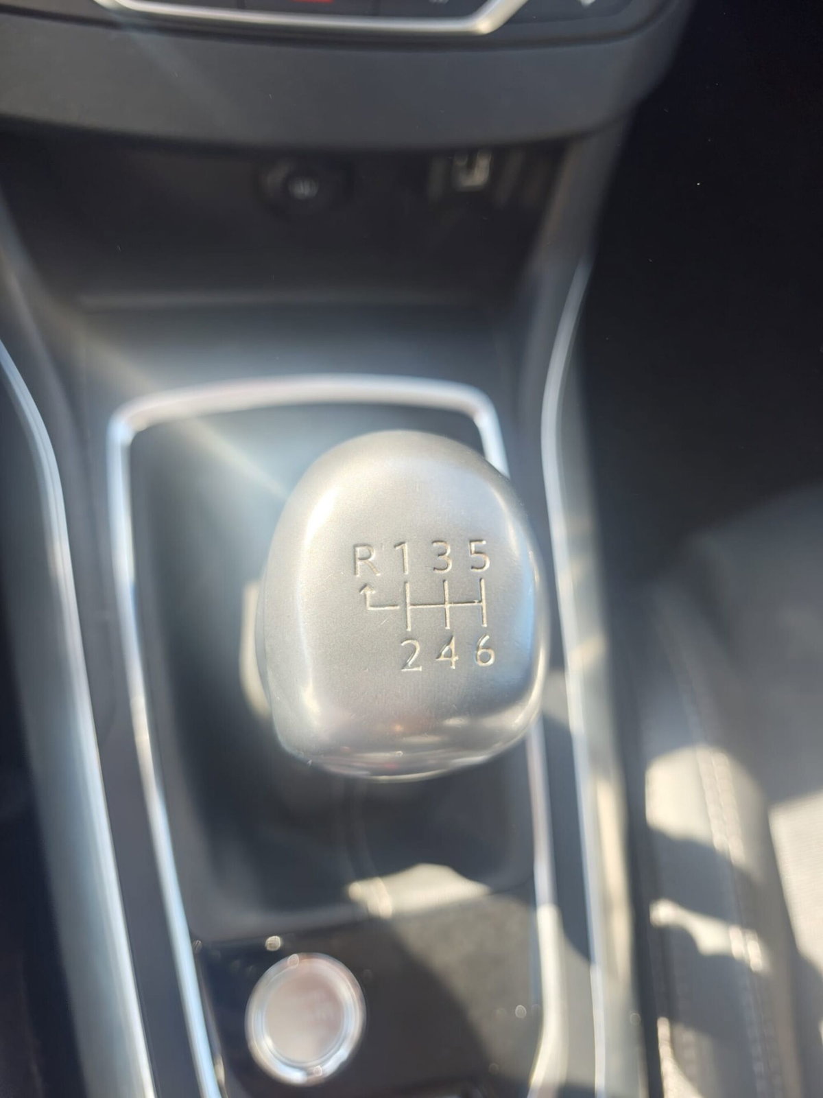 Peugeot 308 BlueHDi 130 S&S Allure (14)