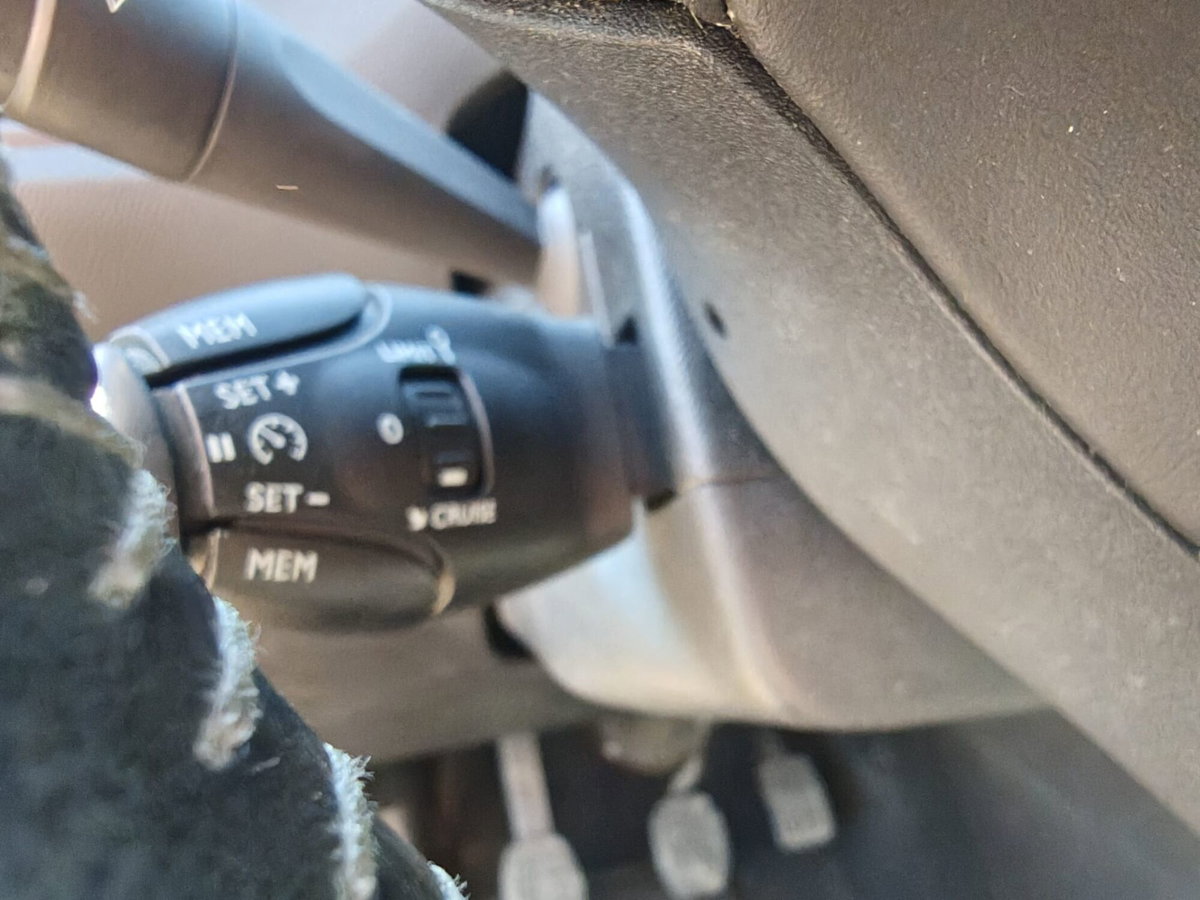 Peugeot 308 BlueHDi 130 S&S Allure (17)