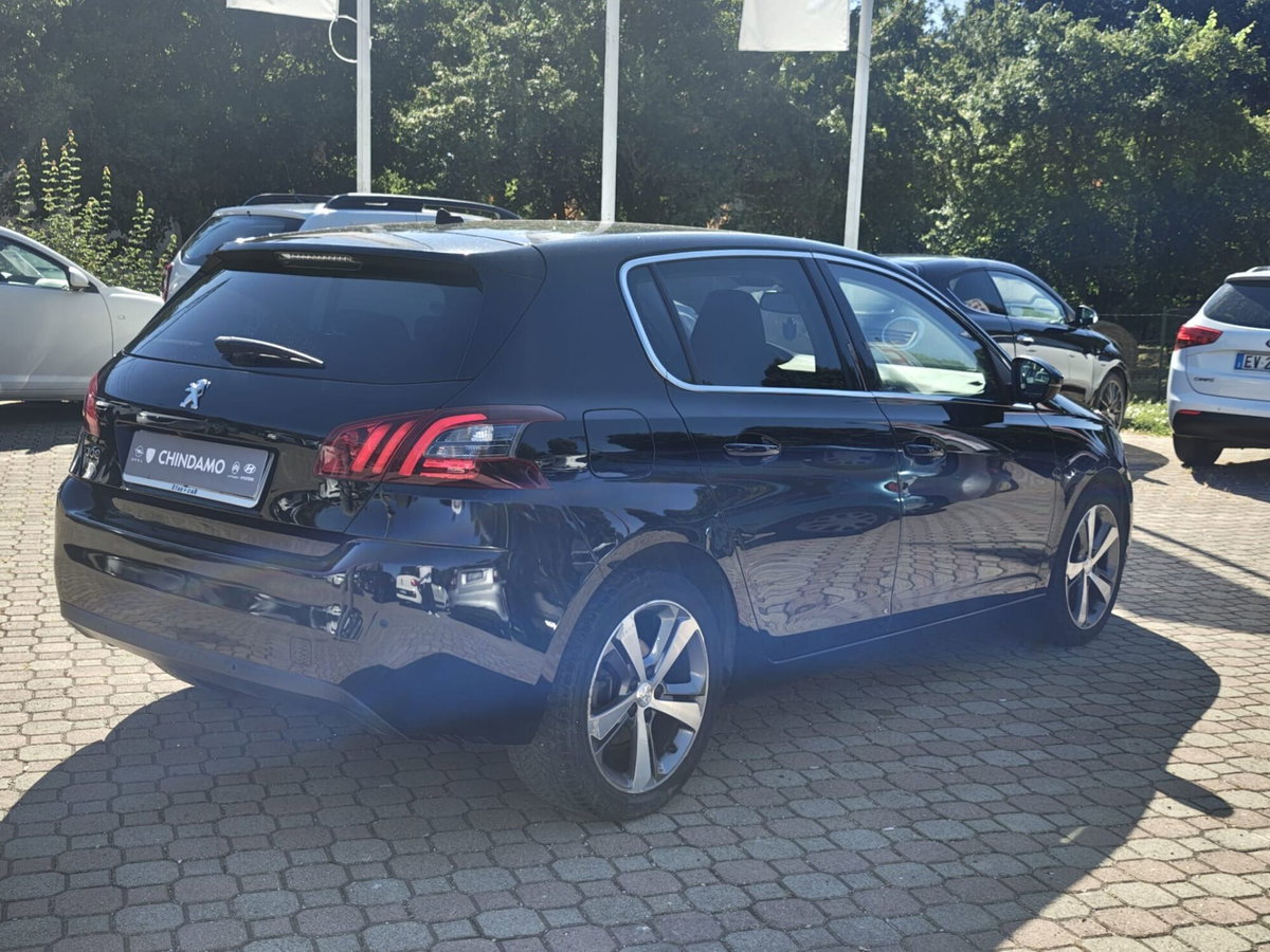 Peugeot 308 BlueHDi 130 S&S Allure (3)