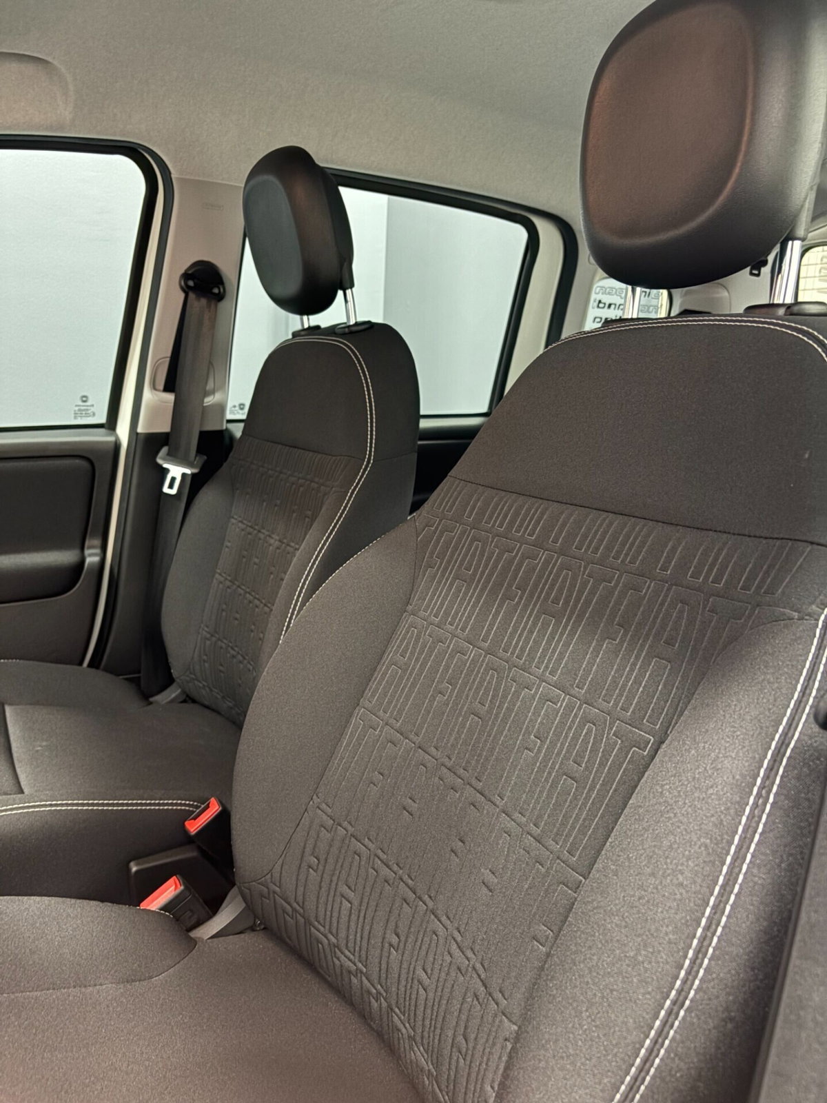 Fiat Panda 1.0 firefly hybrid Icon s&s 70cv (13)