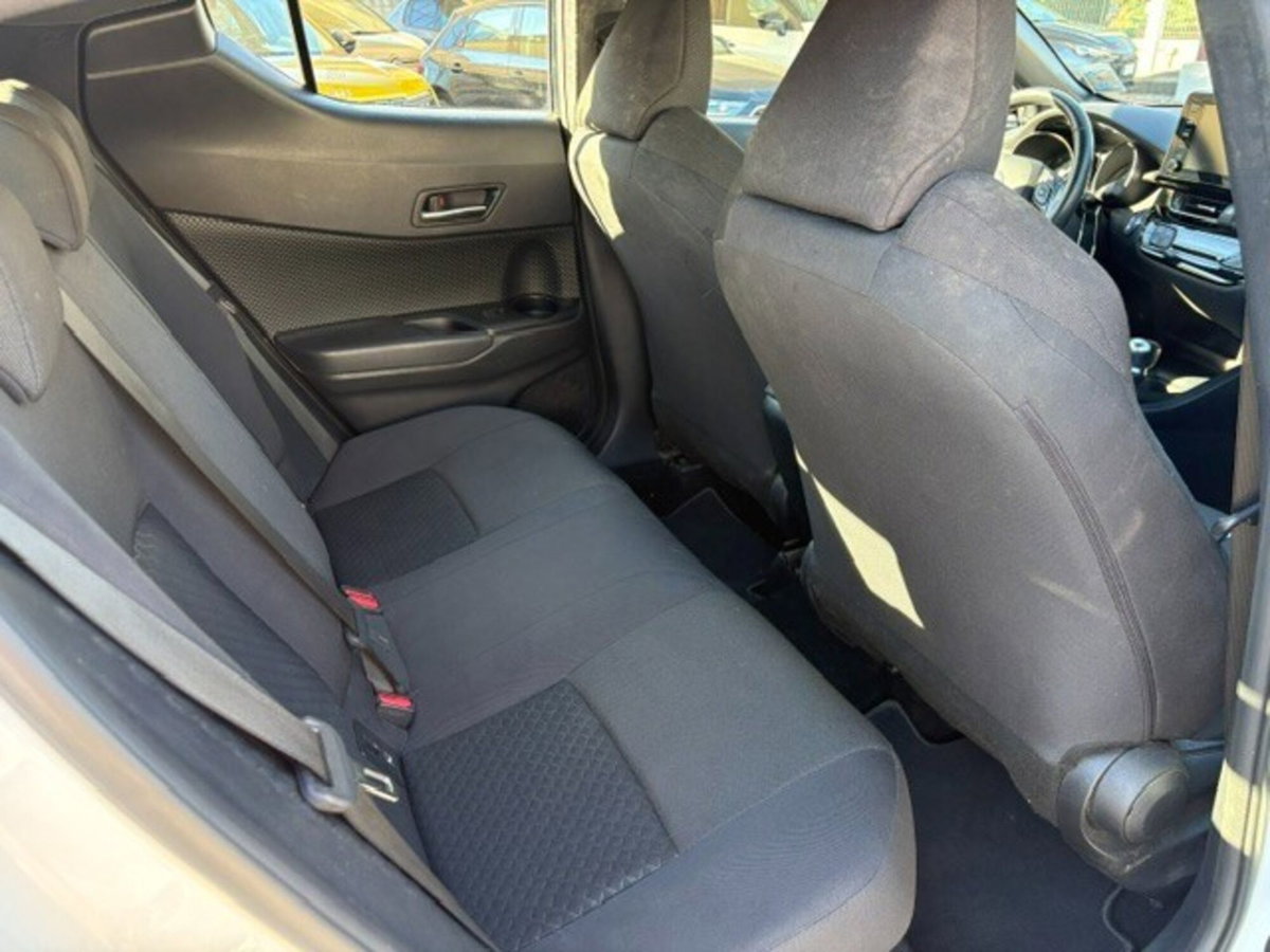 Toyota Toyota C-HR 1.8 Hybrid E-CVT Active (12)