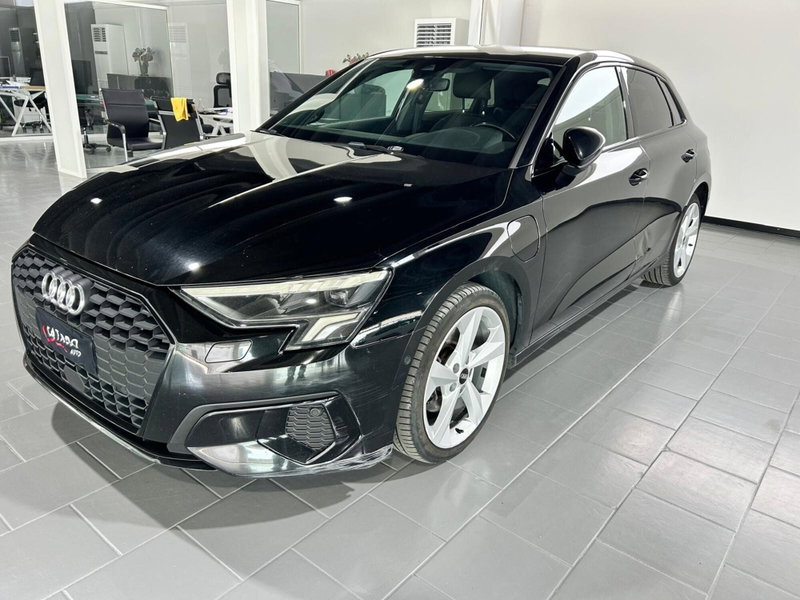 Audi A3 Sportback 40 TFSI e S tronic Business Advanced