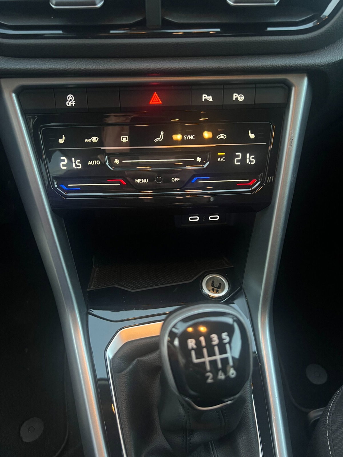 Volkswagen T-Roc 1.0 TSI Style BlueMotion Technology (10)