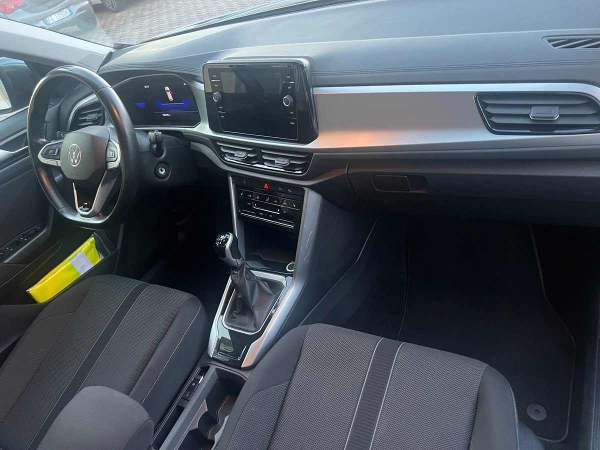 Volkswagen T-Roc 1.0 TSI Style BlueMotion Technology (9)