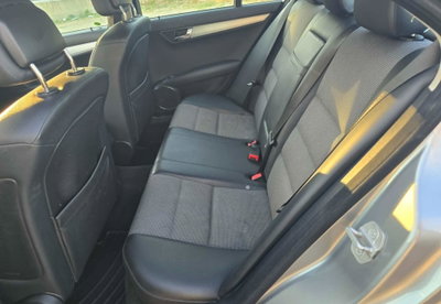 Mercedes-Benz Classe C 220 CDI Avantg. (9)