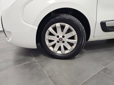 Fiat Qubo 1.3 MJT 80 CV Trekking (18)