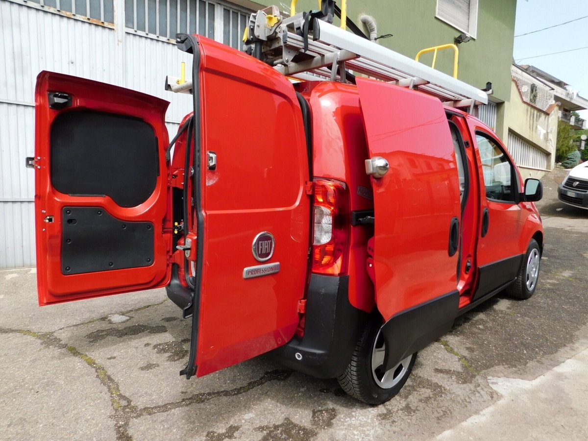 Fiat Fiorino Furgone cargo 1.3 mjt 95cv Adventure (12)