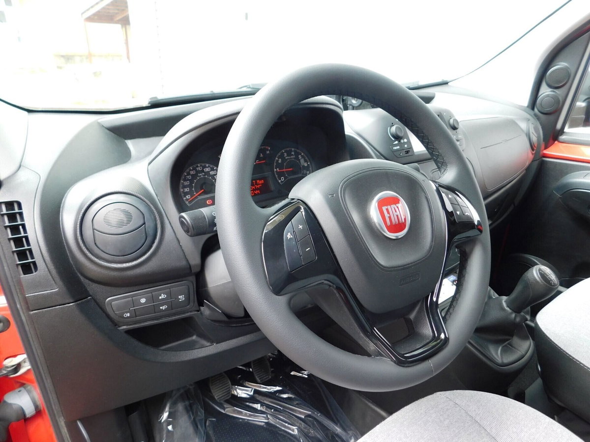 Fiat Fiorino Furgone cargo 1.3 mjt 95cv Adventure (18)
