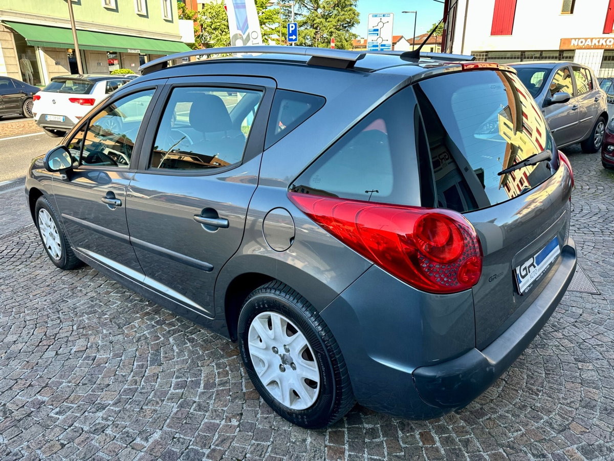 Peugeot 207 SW 8V 75CV X Line (4)
