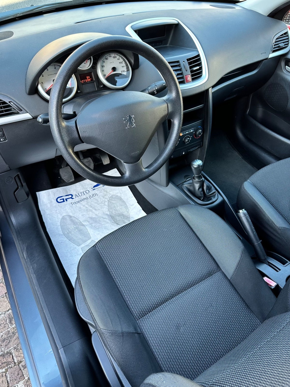 Peugeot 207 SW 8V 75CV X Line (7)