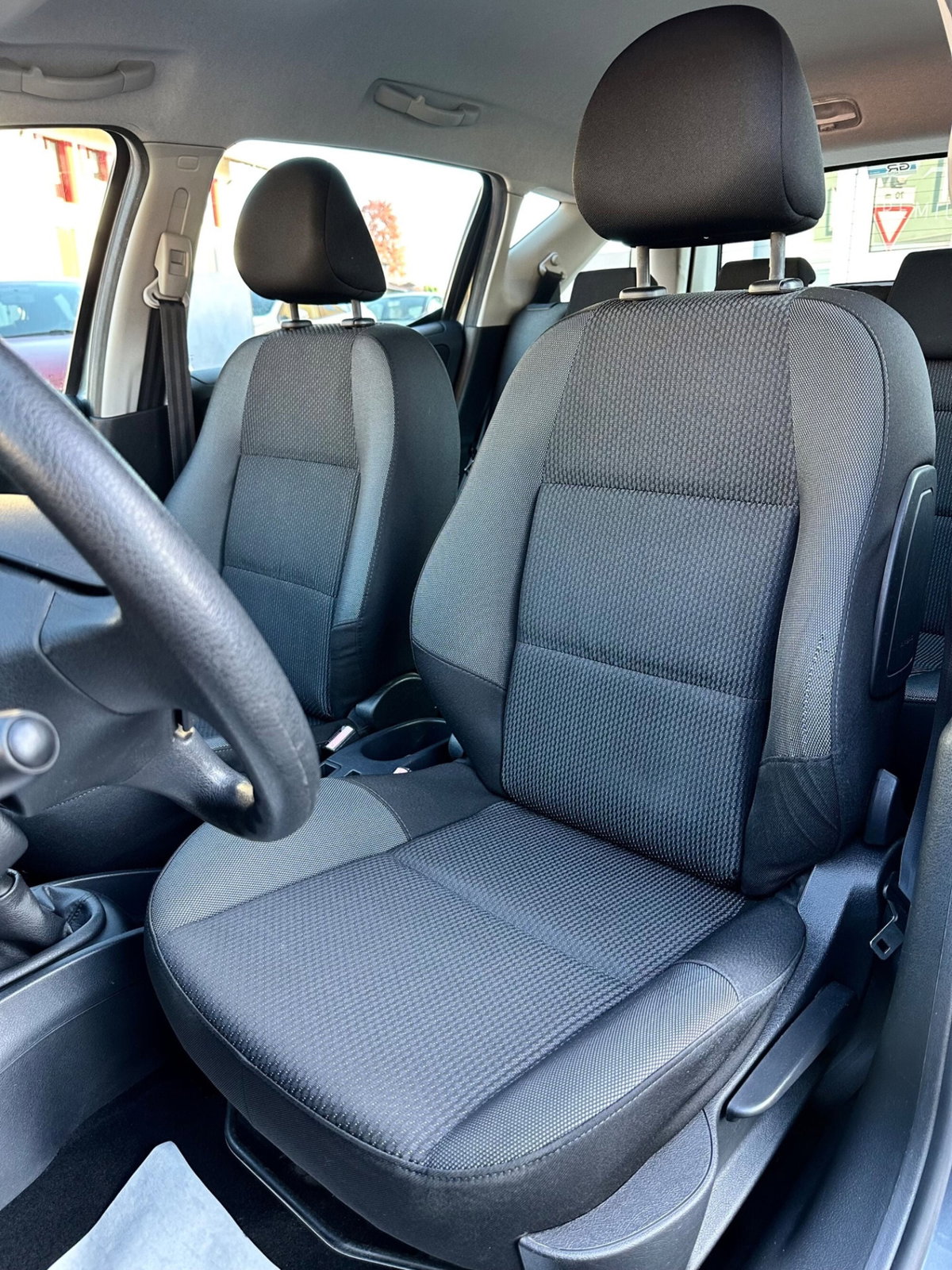 Peugeot 207 SW 8V 75CV X Line (8)