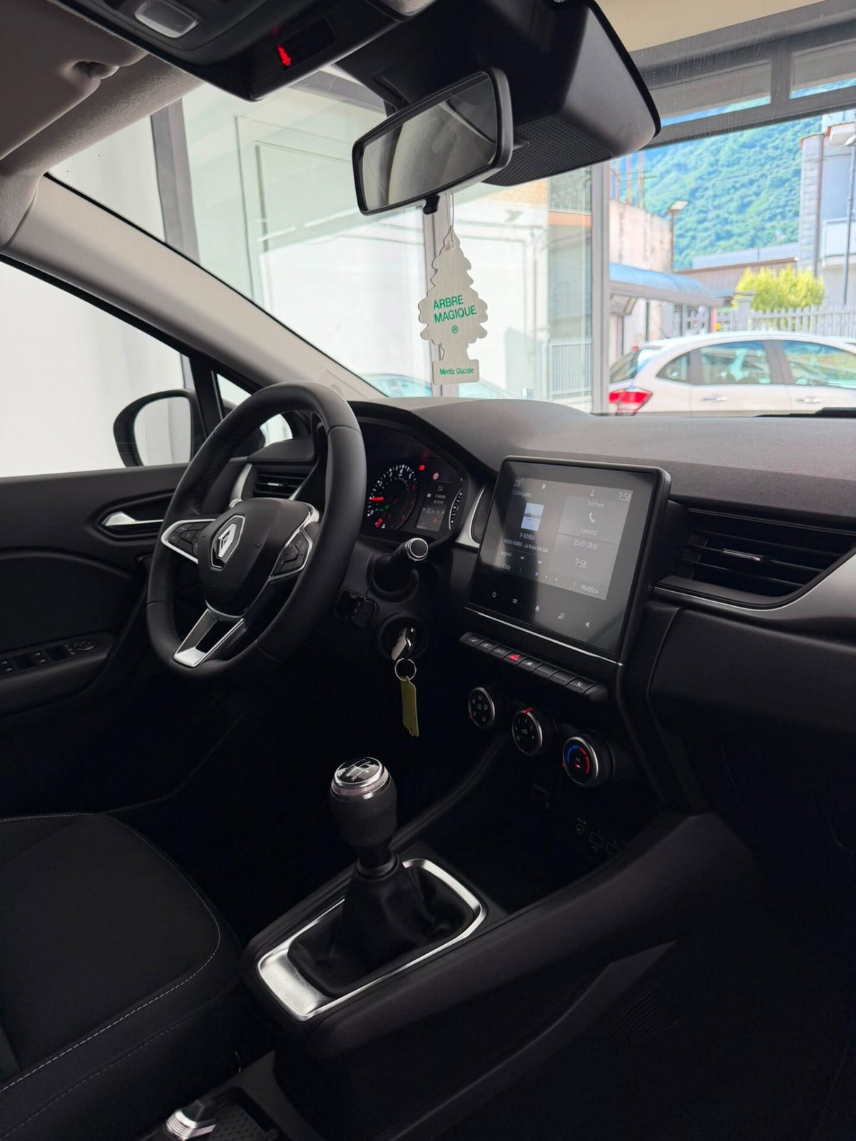 Renault Captur TCe 100 CV GPL FAP Intens (18)