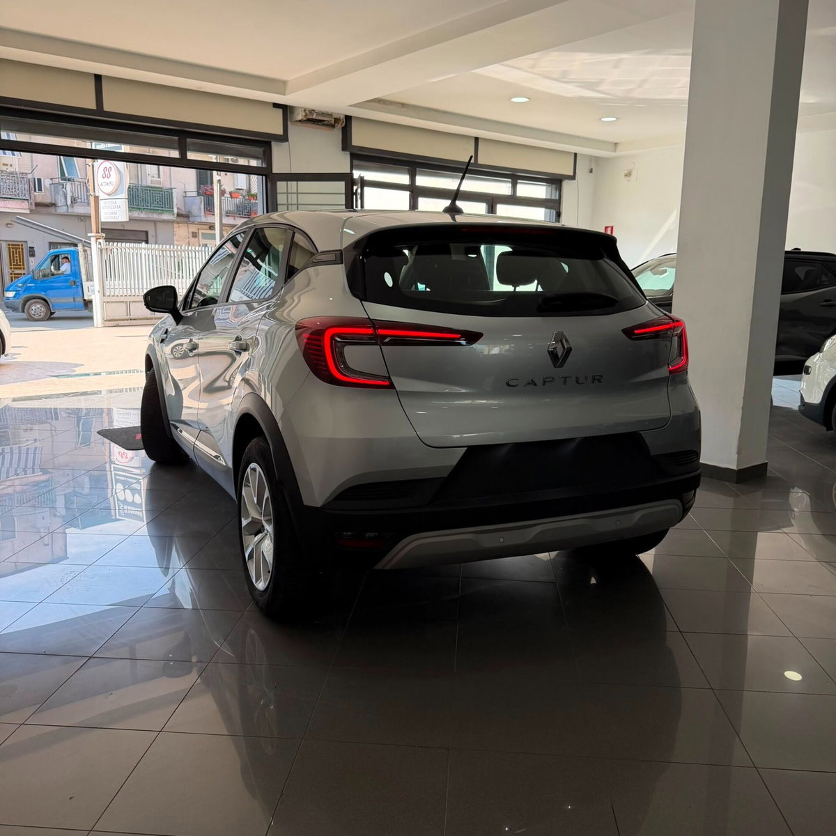 Renault Captur TCe 100 CV GPL FAP Intens (5)