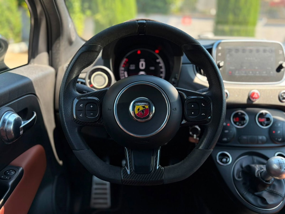 Abarth 595 595 1.4 Turbo T-Jet 180 CV Competizione (10)