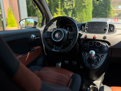 Abarth 595 595 1.4 Turbo T-Jet 180 CV Competizione (9)