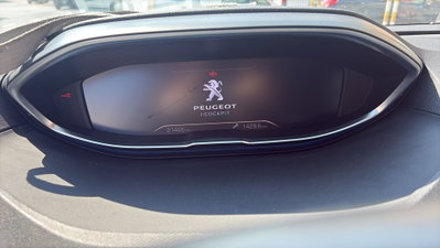 Peugeot 5008 1.2 puretech t GT s&s 130cv (7)