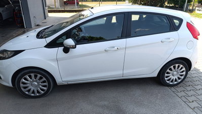 Ford Fiesta 1.4 5 porte Bz.- GPL Titanium (3)