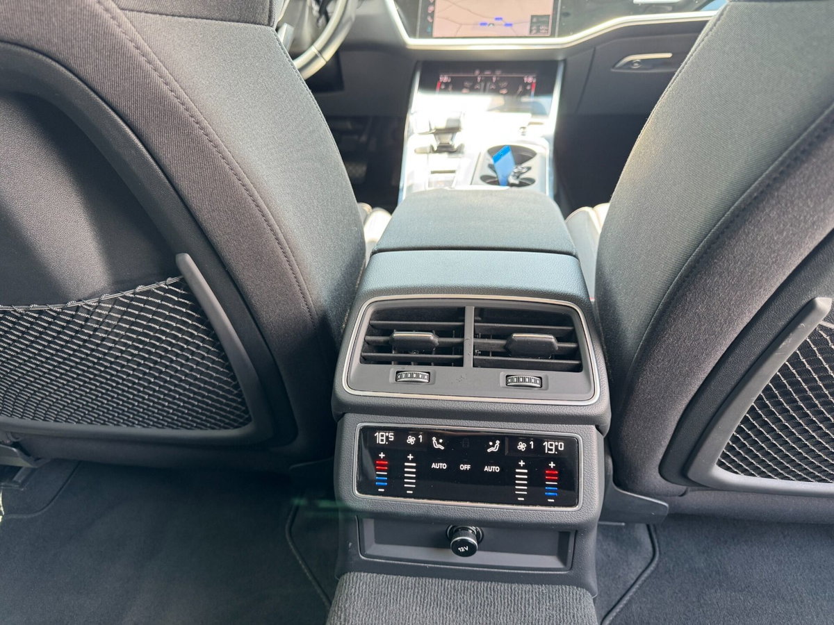 Audi A6 Avant 40 2.0 TDI S tronic Business Sport (16)