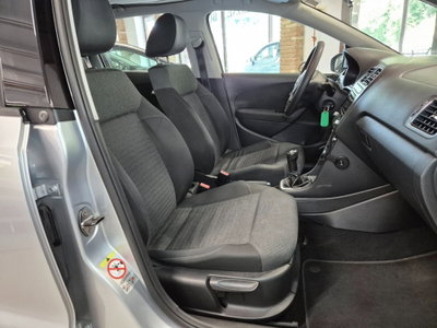 Volkswagen Polo 1.6 TDI DPF 5 porte Trendline (9)