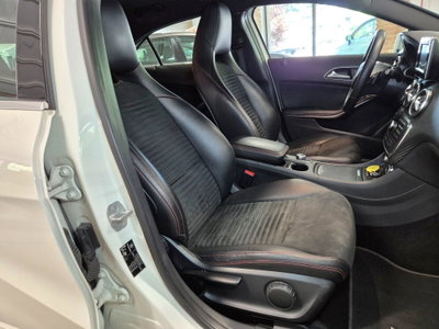 Mercedes-Benz Classe A 180 CDI BlueEFFICIENCY Automatic Premium (7)