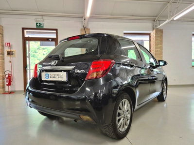 Toyota Yaris 1.0 5 porte Active (13)