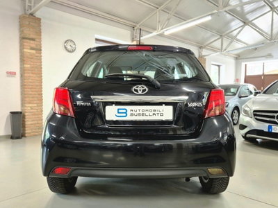 Toyota Yaris 1.0 5 porte Active (14)