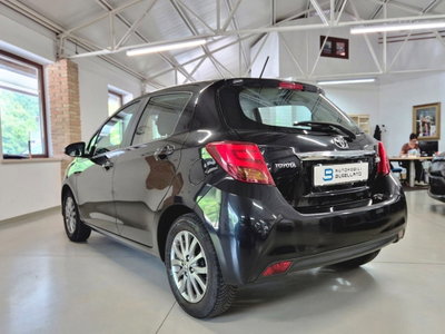 Toyota Yaris 1.0 5 porte Active (15)