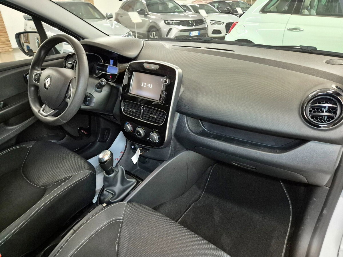 Renault Clio dCi 8V 75CV Start&Stop 5 porte Energy Life (9)
